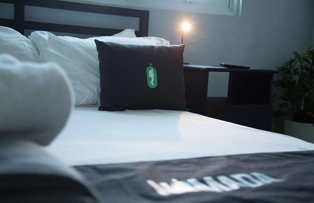 Nomada Urban Beach Hostel- Calle Loiza (Adults Only)-1